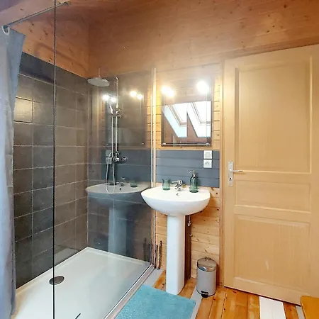 Lovely In With Wifi Holiday home